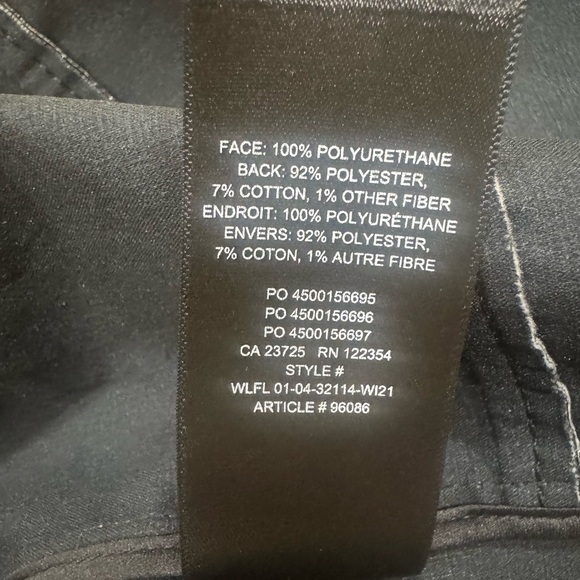 Aritzia Babaton Oversized Pelli Black Faux Shiny Leather Shirt Jacket Size Small - Picture 4 of 9